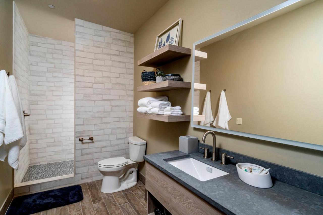 Ski Inn Taphouse Hotel Sisters Zewnętrze zdjęcie