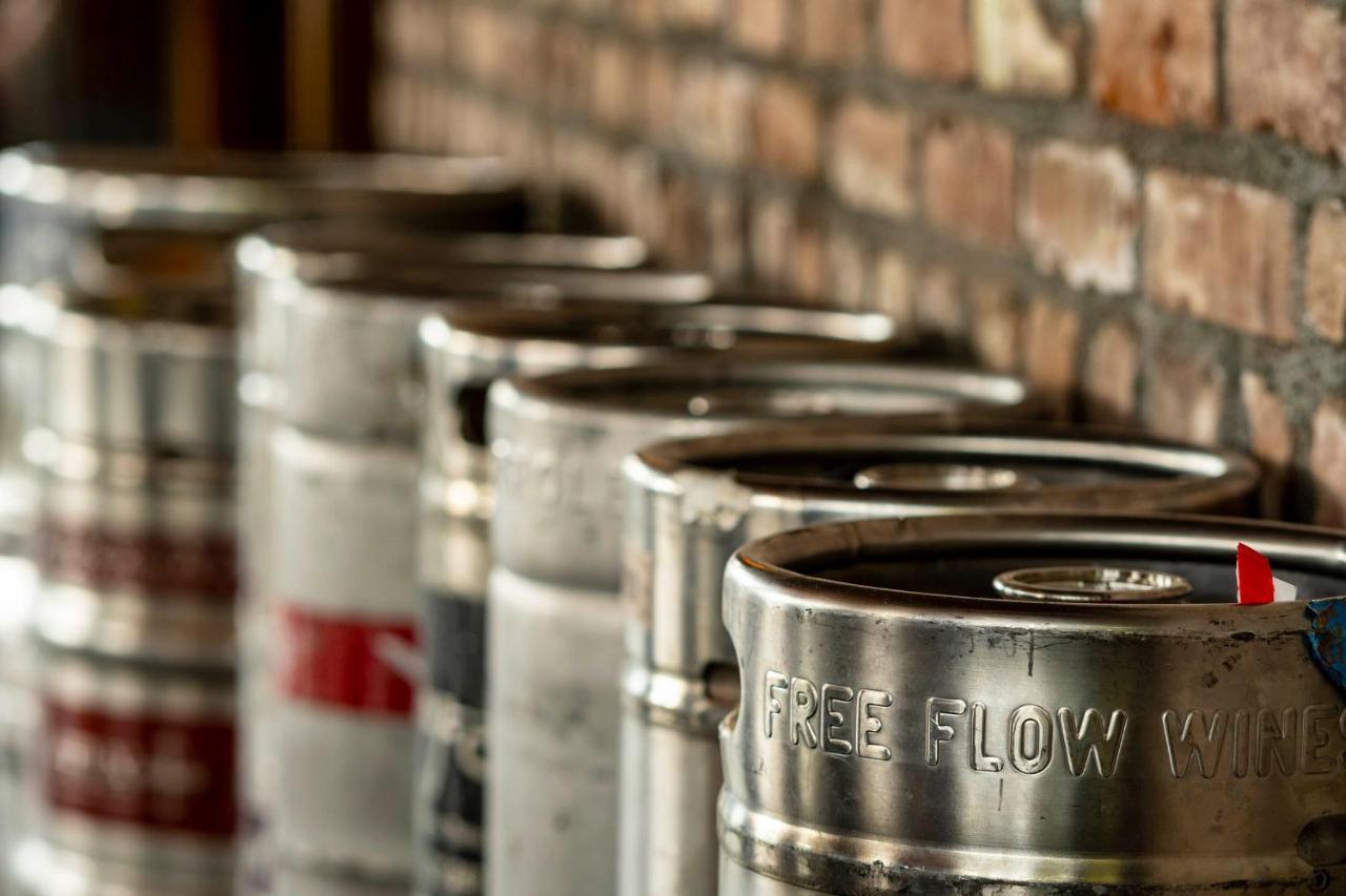 Ski Inn Taphouse Hotel Sisters Zewnętrze zdjęcie